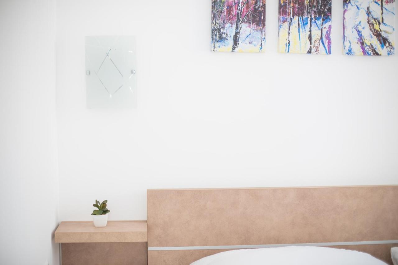 Apartman Roza Podstrana Zewnętrze zdjęcie