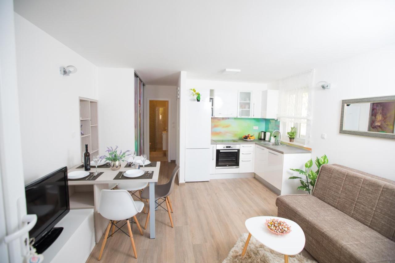 Apartman Roza Podstrana Zewnętrze zdjęcie